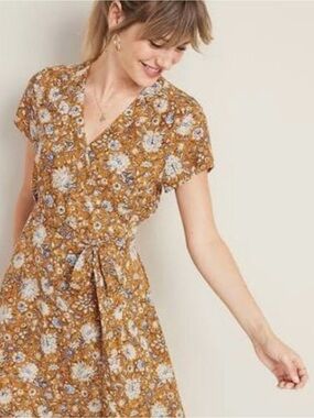 old navy women's fit & flare eyelet midi dress Fit & Flare Eyelet Midi Dress